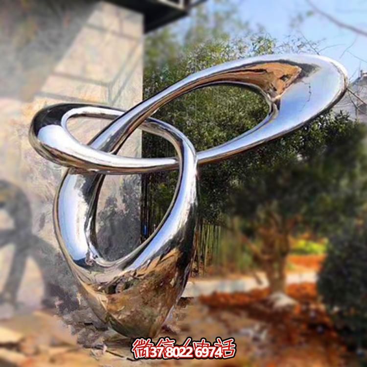 精致不銹鋼圓環(huán)擺件，提升園林景觀美感