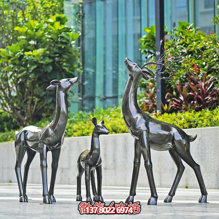 玻璃鋼制仿銅小鹿擺件，點綴戶外園林景觀