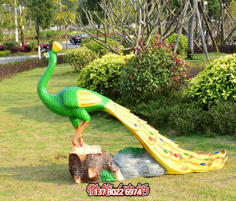 玻璃鋼彩繪孔雀雕塑——給公園里散步的人帶來優(yōu)雅藝術氛圍 玻璃鋼彩繪孔雀雕塑——給公園里散步的人帶來優(yōu)雅藝術氛圍