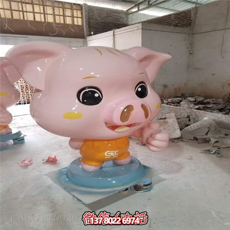 玻璃鋼豬雕塑，為您的店鋪、戶外公園增添熱鬧氣氛