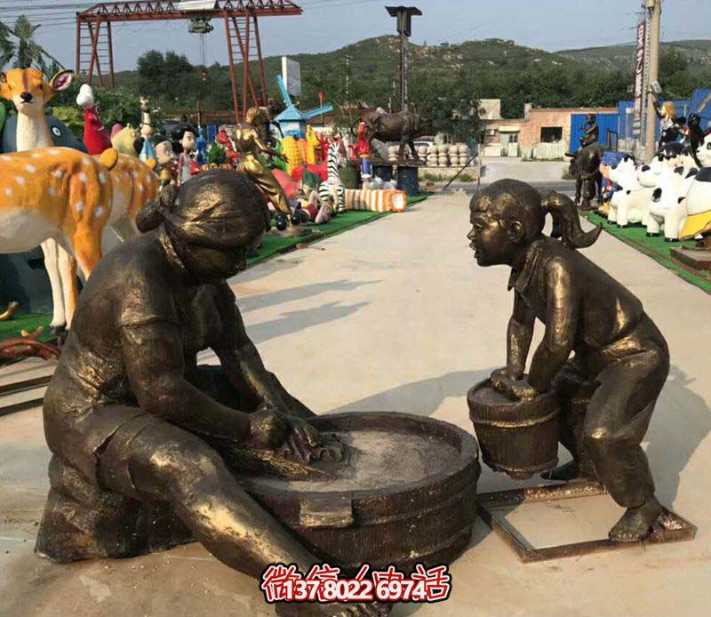 【親情無價，母親洗衣服記憶——母親洗衣服銅雕雕塑景區】