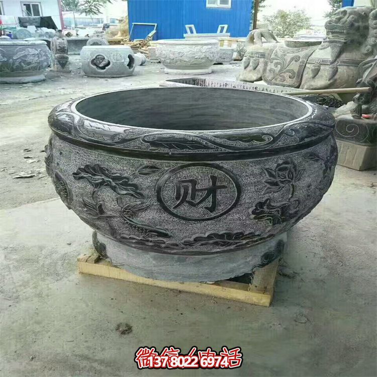 庭院大型青石石雕浮雕魚(yú)缸花盆雕塑 庭院大型青石石雕浮雕魚(yú)缸花盆雕塑