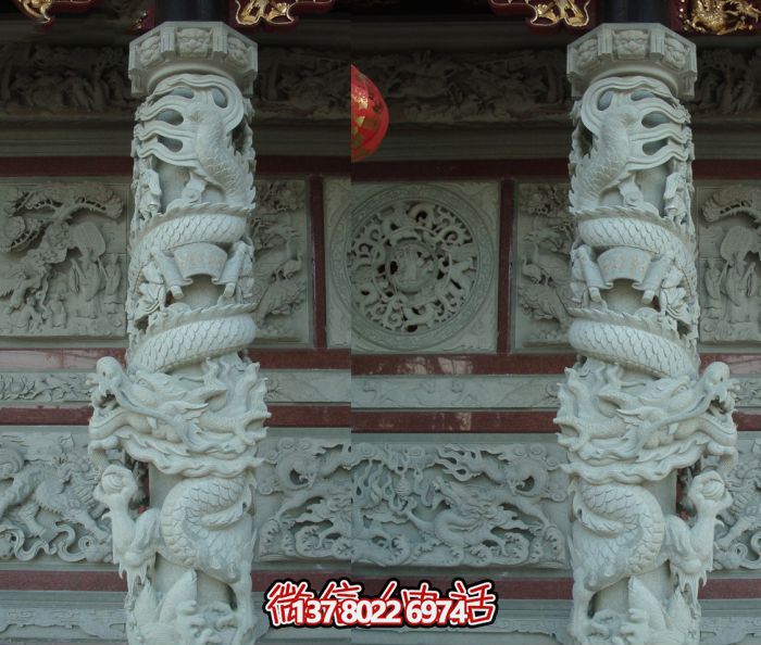 寺廟景區(qū)大殿門(mén)前大理石龍柱石雕 寺廟景區(qū)大殿門(mén)前大理石龍柱石雕